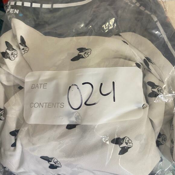 Torrid womens 1 button up sheer roll tab novelty puppy geometric lightweight - Picture 10 of 10